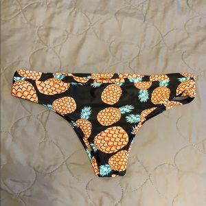 NWOT pineapple Zaful swim bottom